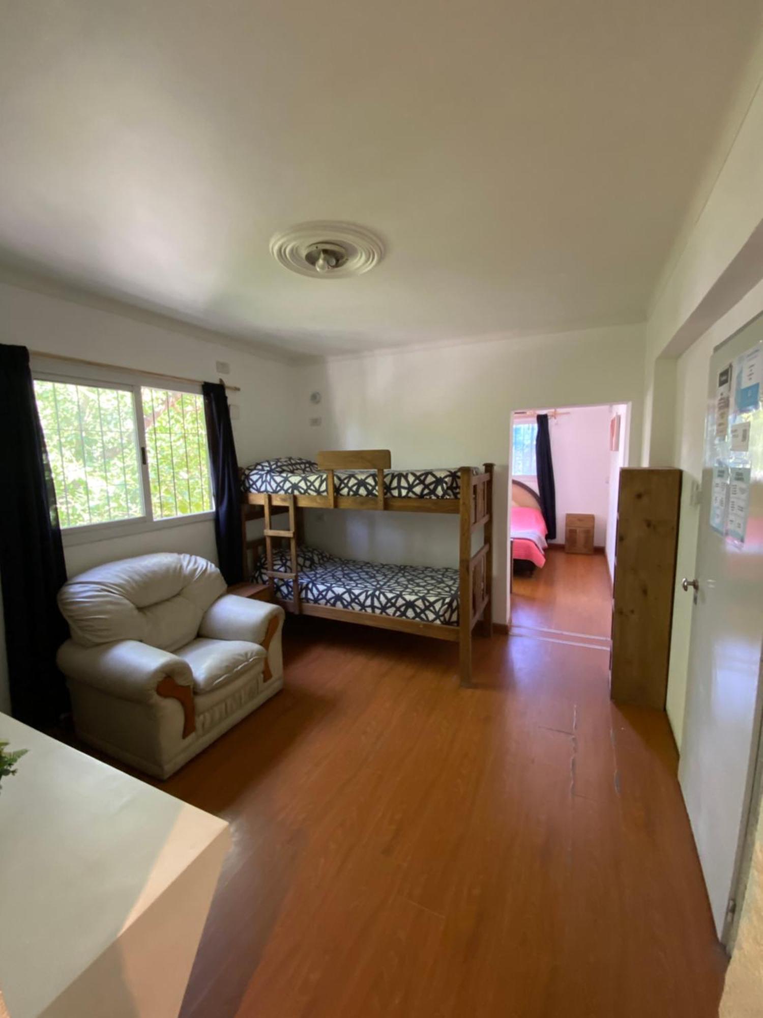 Dptos S & J Mendoza Hostel Гуаймален Екстериор снимка