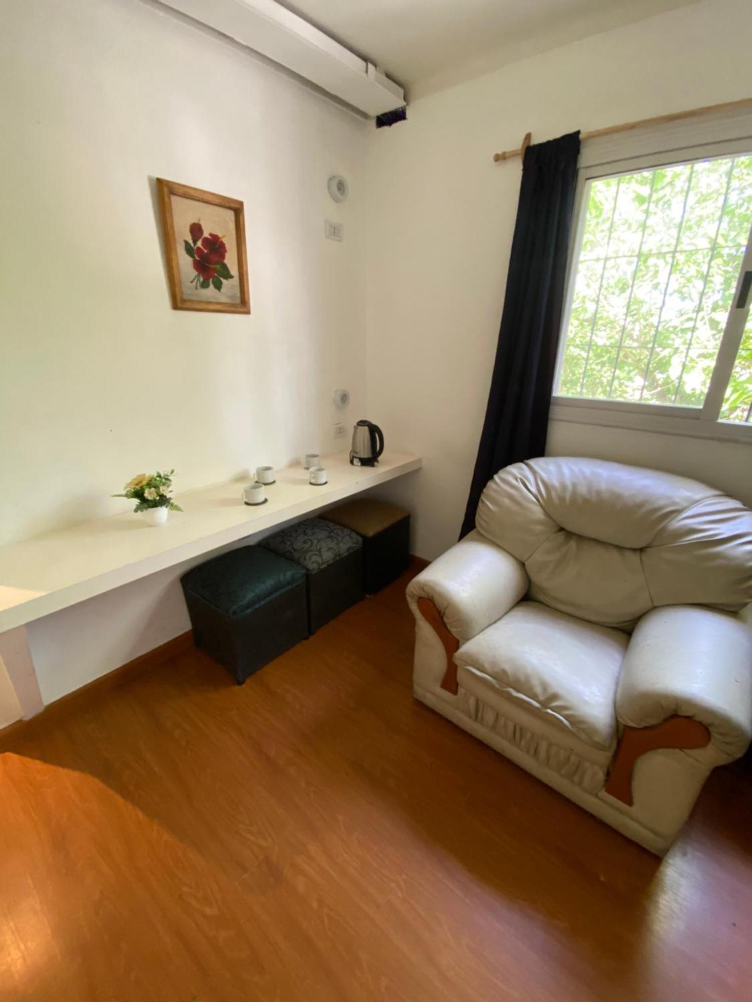 Dptos S & J Mendoza Hostel Гуаймален Екстериор снимка